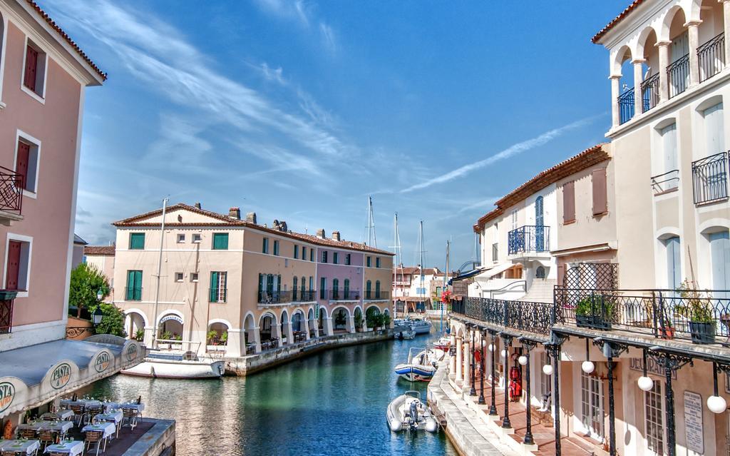 Vic'S Land Holidays Grimaud Exterior photo